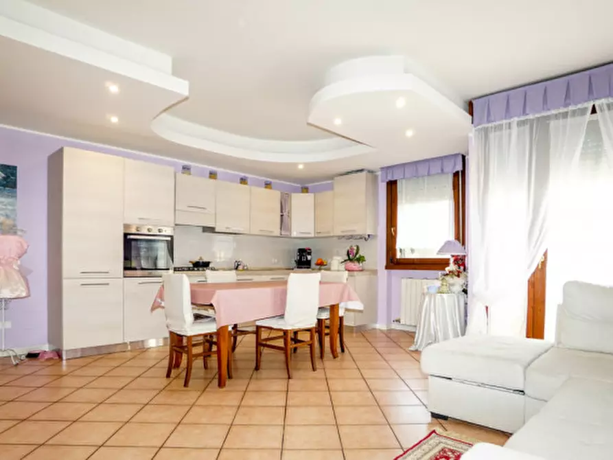 Immagine 1 di Appartamento in vendita  a Veronella