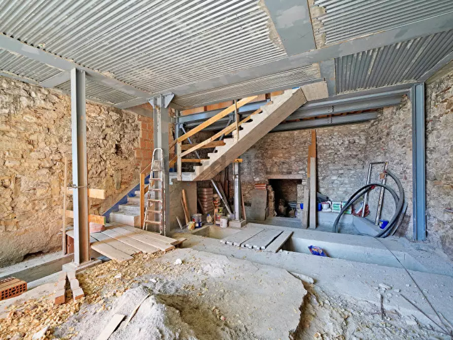 Immagine 4 di Casa indipendente in vendita  in Piazza Nazario Sauro 22 a Gargnano