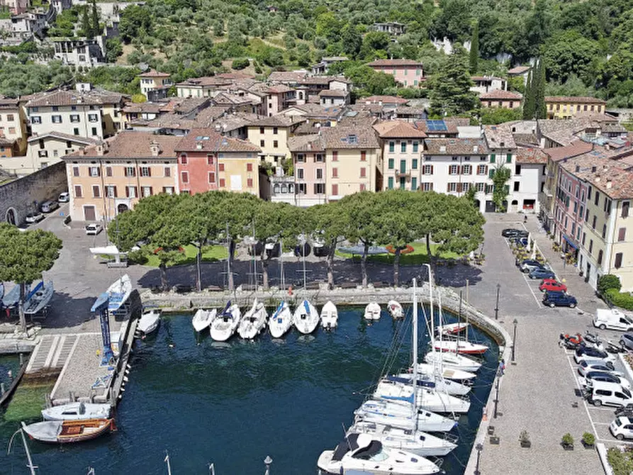 Immagine 15 di Casa indipendente in vendita  in Piazza Nazario Sauro 22 a Gargnano