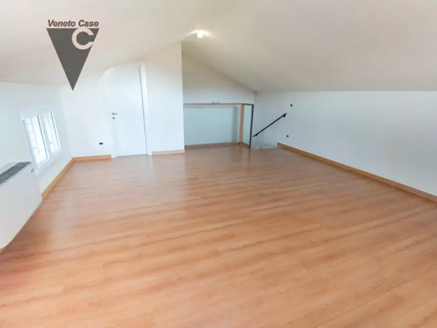 Immagine 19 di Villa in vendita  in Via Tiziano Vecellio 150 a Padova