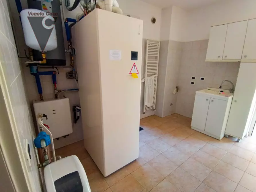 Immagine 23 di Villa in vendita  in Via Tiziano Vecellio 150 a Padova