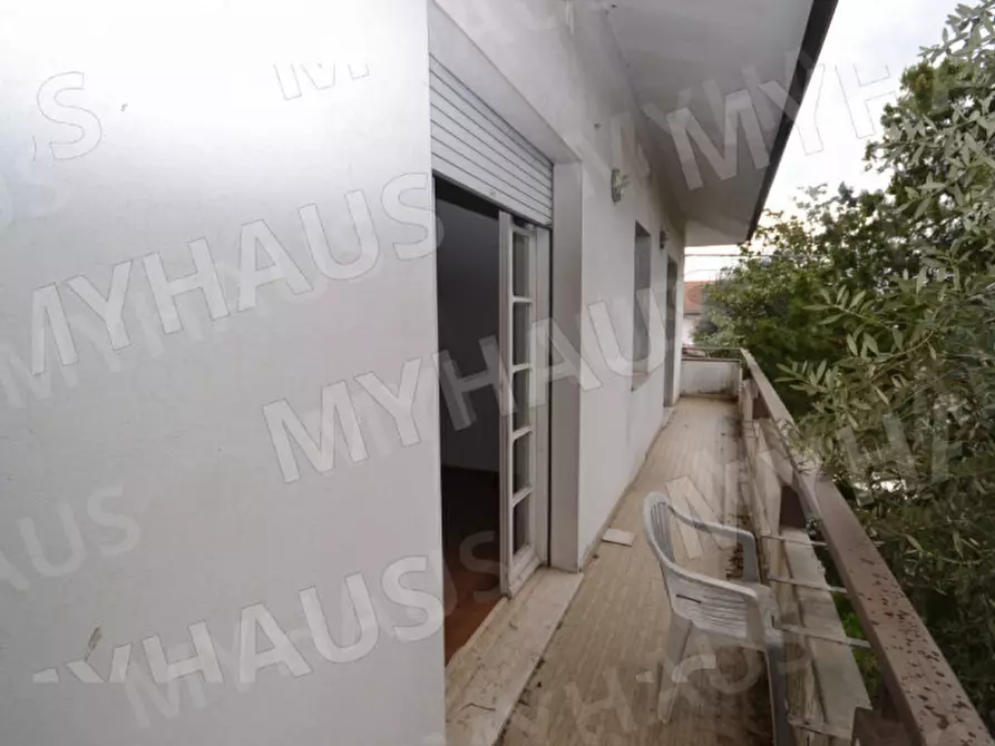 Immagine 4 di Villa in vendita  in VIA CESENATICO a Cesenatico