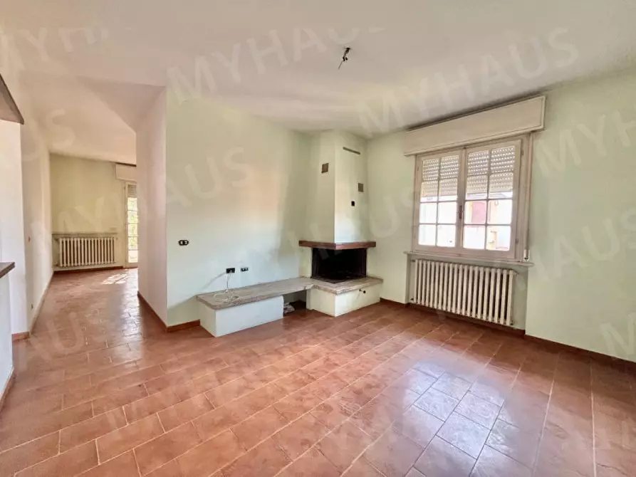 Immagine 17 di Villa in vendita  in VIA CESENATICO a Cesenatico