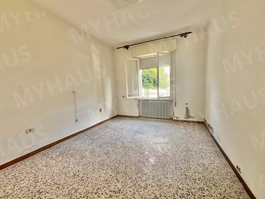 Immagine 32 di Villa in vendita  in VIA CESENATICO a Cesenatico