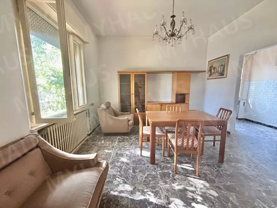 Immagine 38 di Villa in vendita  in VIA CESENATICO a Cesenatico