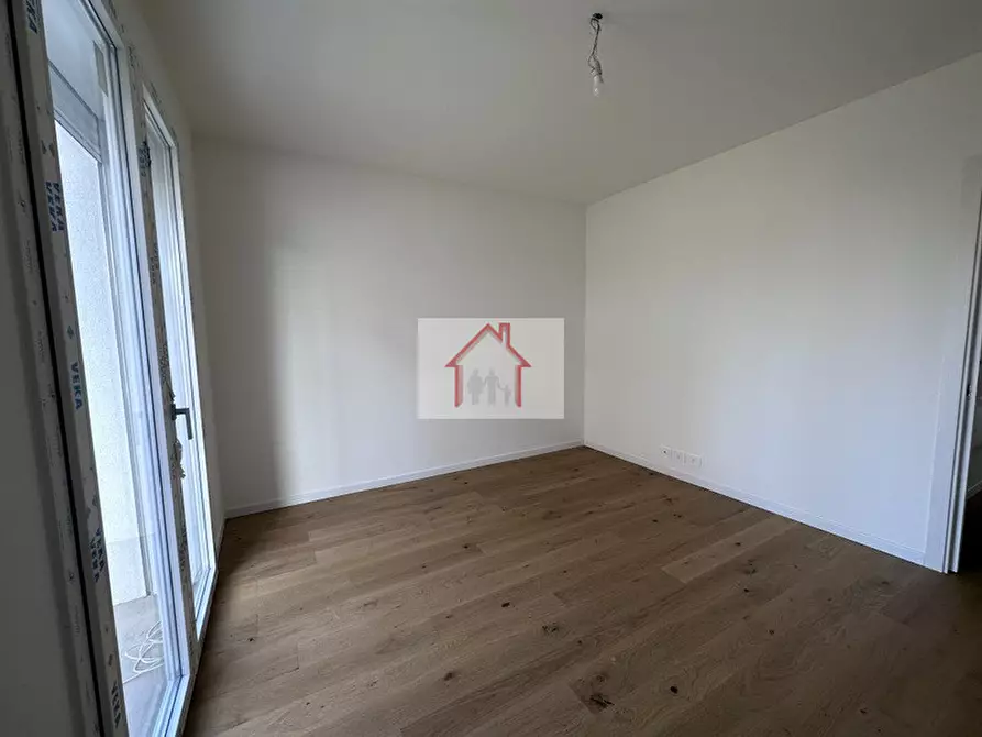 Immagine 8 di Appartamento in vendita  a Treviso