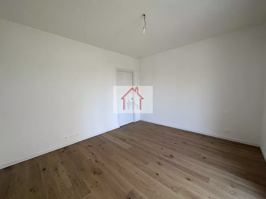 Immagine 9 di Appartamento in vendita  a Treviso