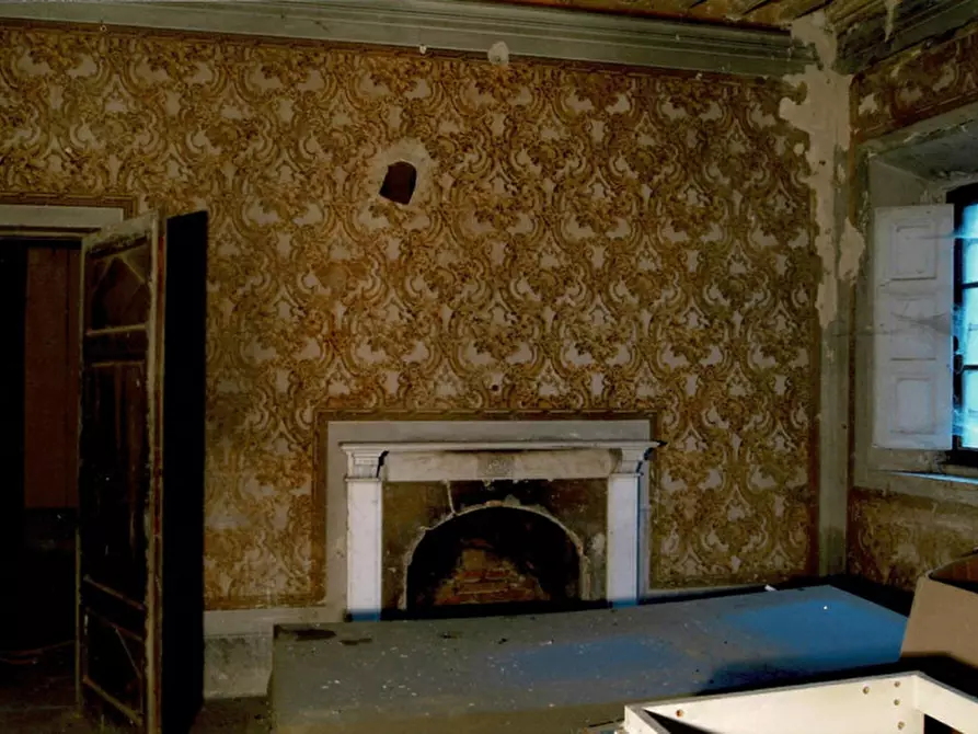 Immagine 3 di Palazzo in vendita  in LOCALITA' CAPANNOLE a Bucine