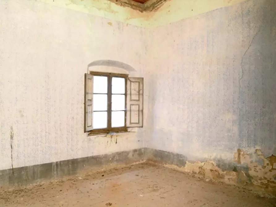 Immagine 15 di Palazzo in vendita  in LOCALITA' CAPANNOLE a Bucine