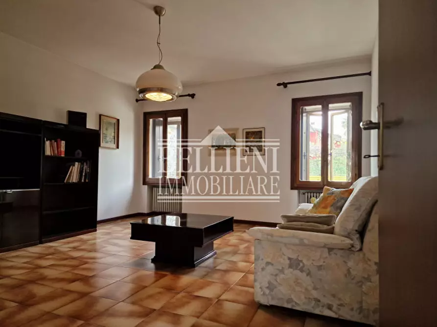 Immagine 2 di Casa bifamiliare in vendita  in via Risorgimento a Caldogno