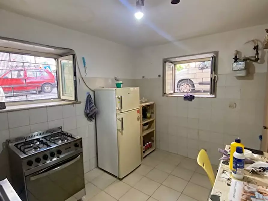 Immagine 5 di Appartamento in vendita  in via Ascanio 43 a Napoli