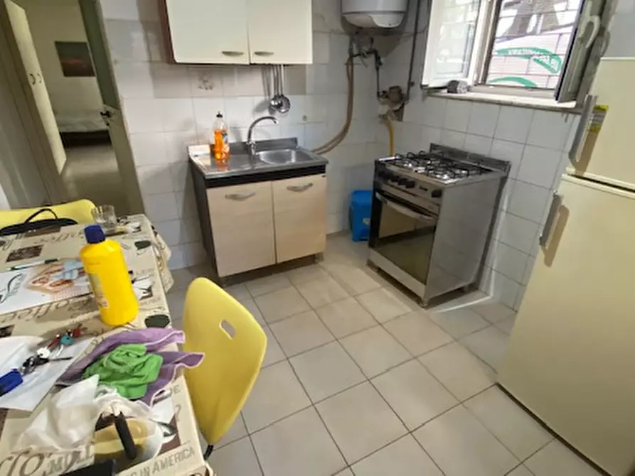 Immagine 9 di Appartamento in vendita  in via Ascanio 43 a Napoli