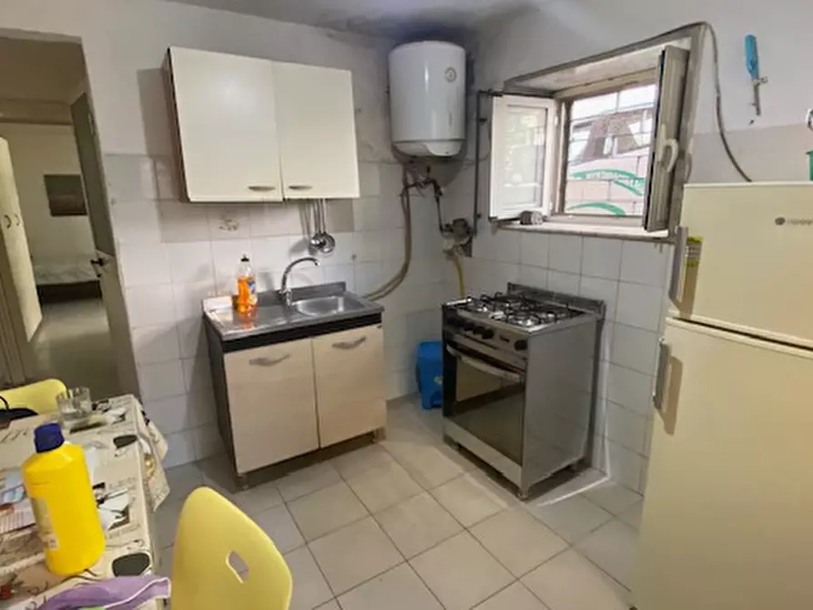 Immagine 12 di Appartamento in vendita  in via Ascanio 43 a Napoli