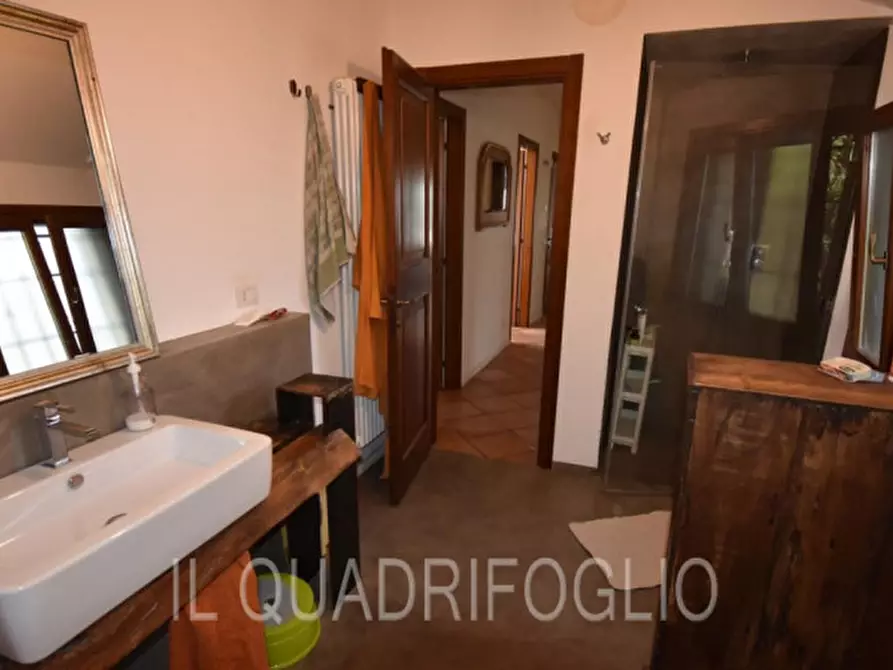 Immagine 16 di Casa indipendente in vendita  a Roncofreddo