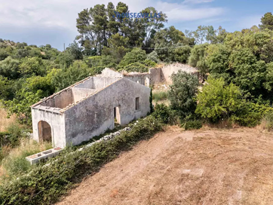 Immagine 12 di Rustico / casale in vendita  in contrada san marco a Noto