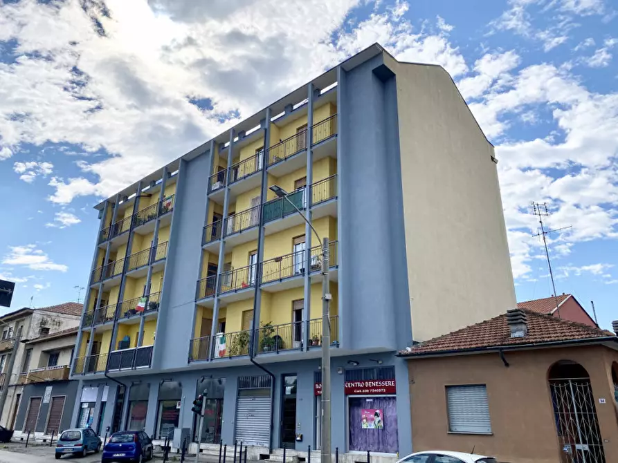 Immagine 9 di Garage in vendita  in Corso Galileo Ferraris 54 a Chivasso