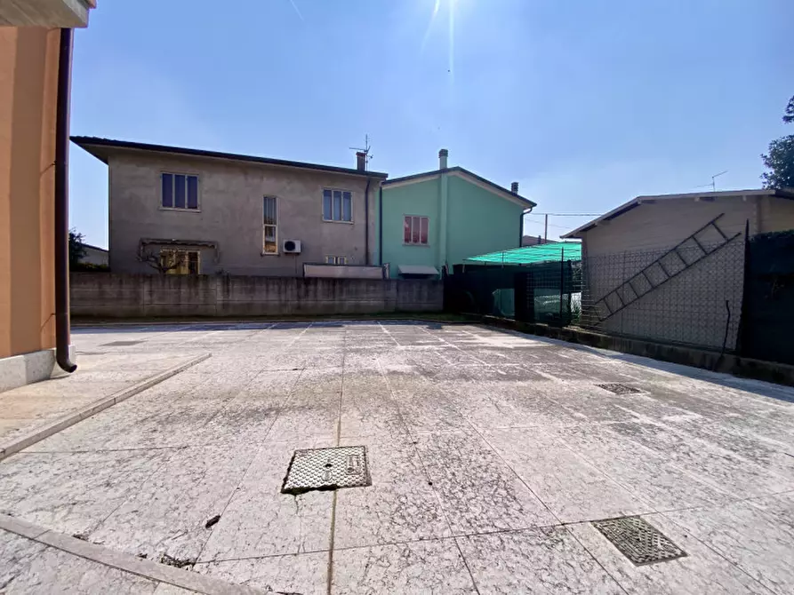 Immagine 13 di Casa trifamiliare in vendita  in Via P. Frattini 41 Legnago a Boschi Sant'anna