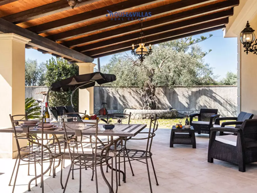 Immagine 20 di Villa in vendita  in Via falaride a Avola