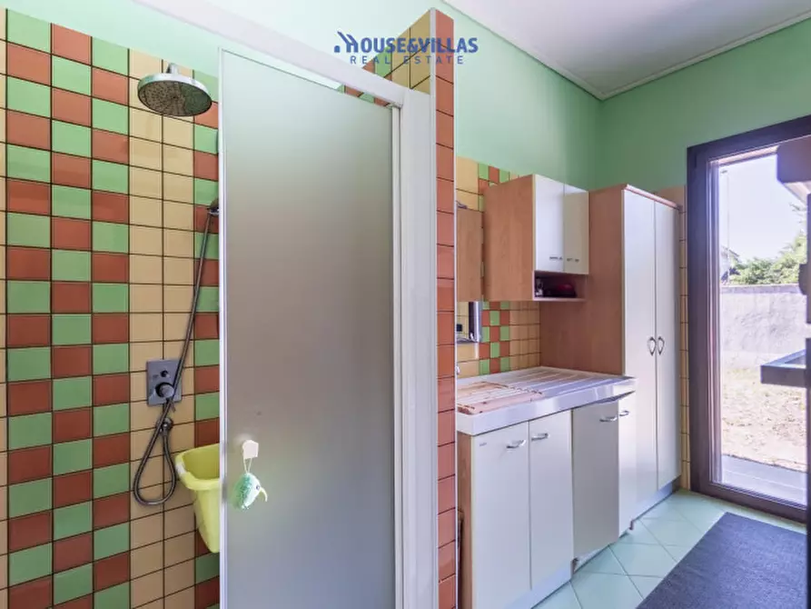 Immagine 34 di Villa in vendita  in Via falaride a Avola