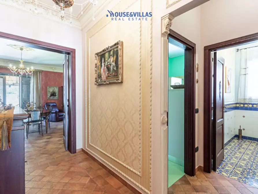 Immagine 35 di Villa in vendita  in Via falaride a Avola