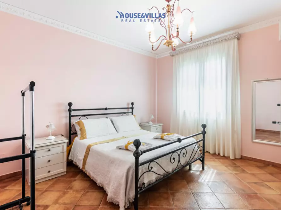 Immagine 38 di Villa in vendita  in Via falaride a Avola