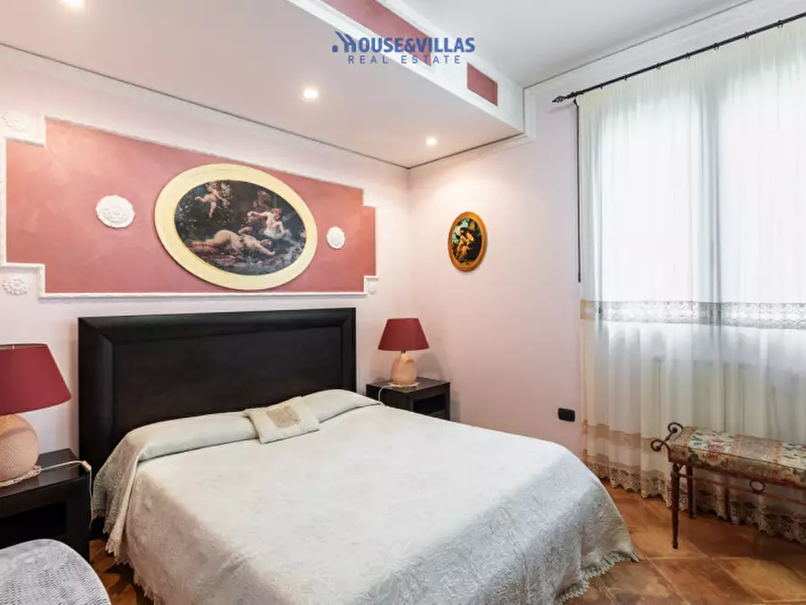 Immagine 40 di Villa in vendita  in Via falaride a Avola