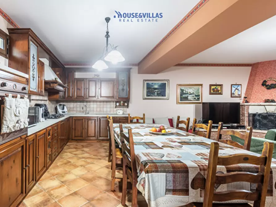 Immagine 47 di Villa in vendita  in Via falaride a Avola