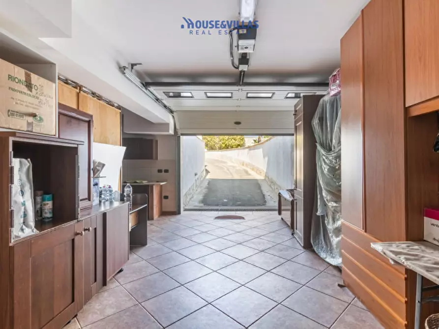 Immagine 51 di Villa in vendita  in Via falaride a Avola