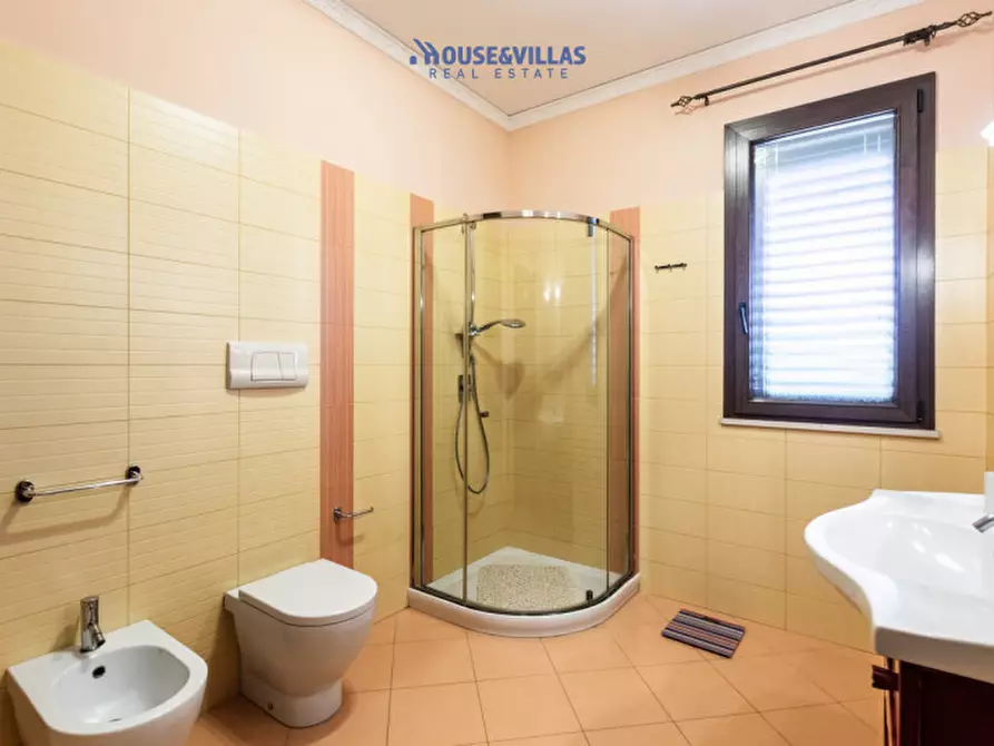 Immagine 53 di Villa in vendita  in Via falaride a Avola