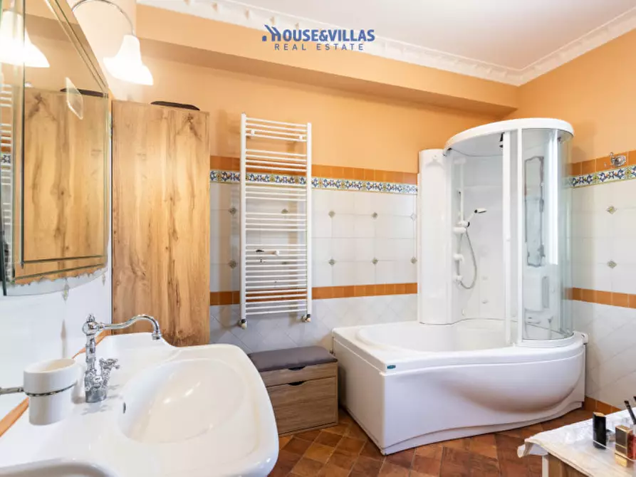 Immagine 56 di Villa in vendita  in Via falaride a Avola