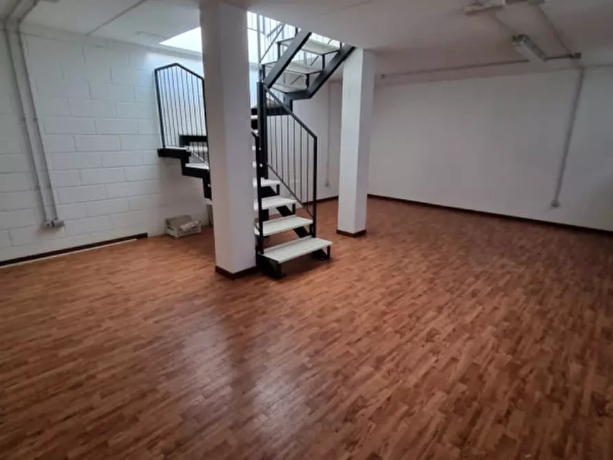 Immagine 8 di Ufficio in vendita  in via roma a Arzergrande