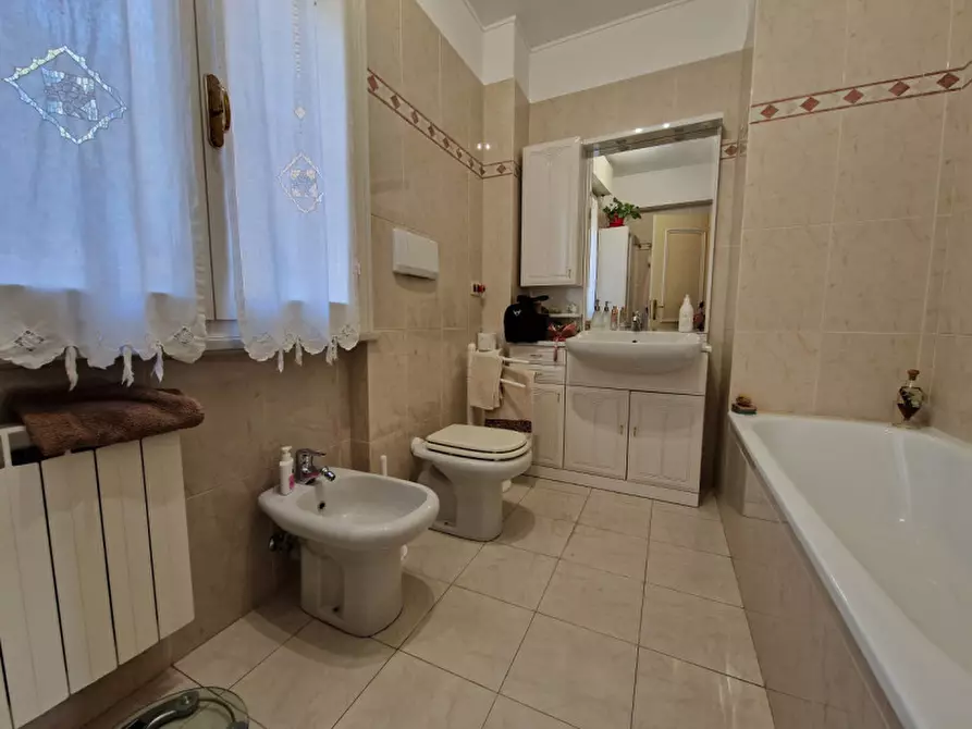 Immagine 12 di Appartamento in vendita  in via privata olivetta a Savona