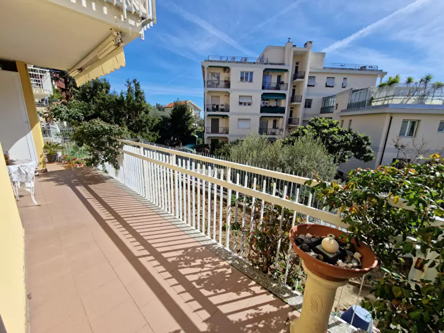 Immagine 16 di Appartamento in vendita  in via privata olivetta a Savona