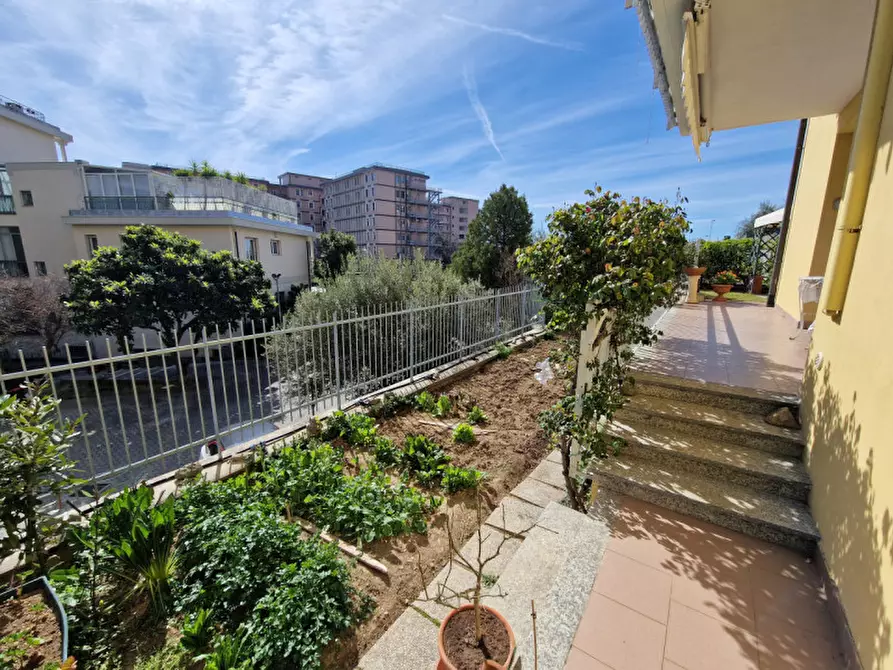 Immagine 17 di Appartamento in vendita  in via privata olivetta a Savona
