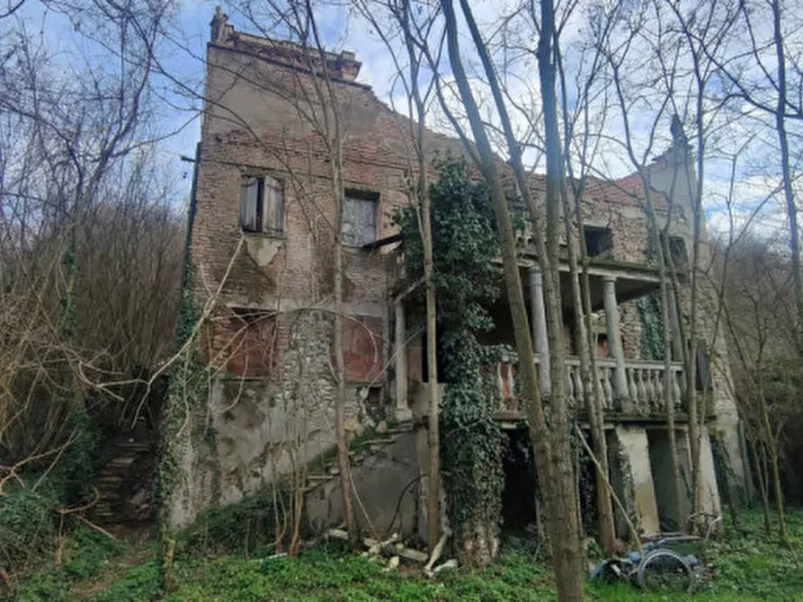 Immagine 1 di Rustico / casale in vendita  a Teolo