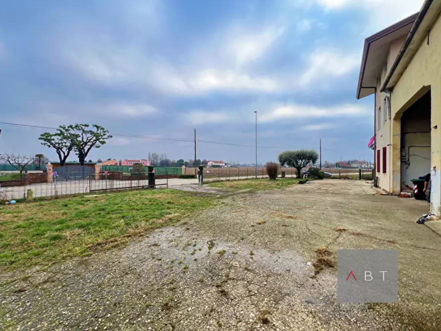 Immagine 1 di Casa indipendente in vendita  a San Giorgio In Bosco
