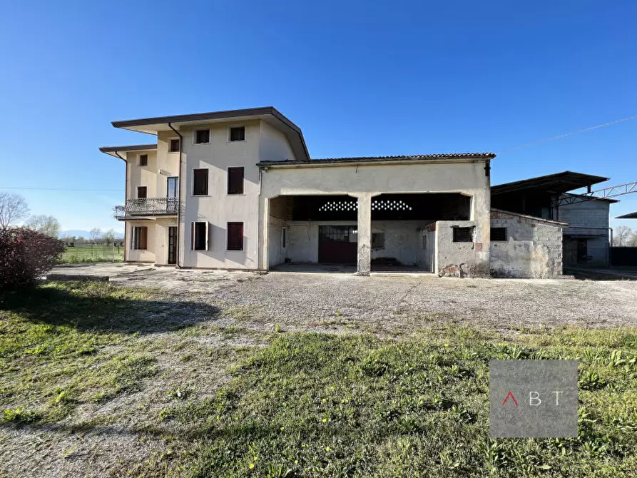 Immagine 11 di Casa indipendente in vendita  a San Giorgio In Bosco