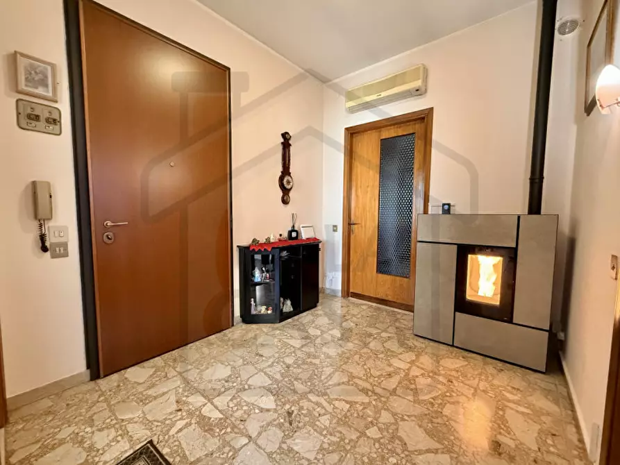 Immagine 22 di Appartamento in vendita  in Via Niccolò Tommaseo a Abano Terme