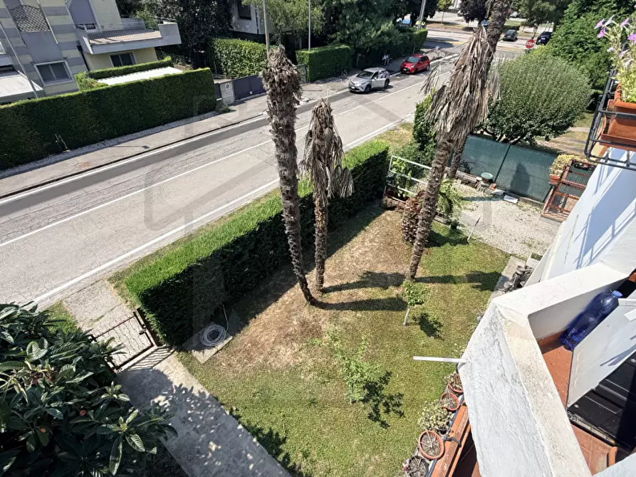 Immagine 33 di Appartamento in vendita  in Via Niccolò Tommaseo a Abano Terme