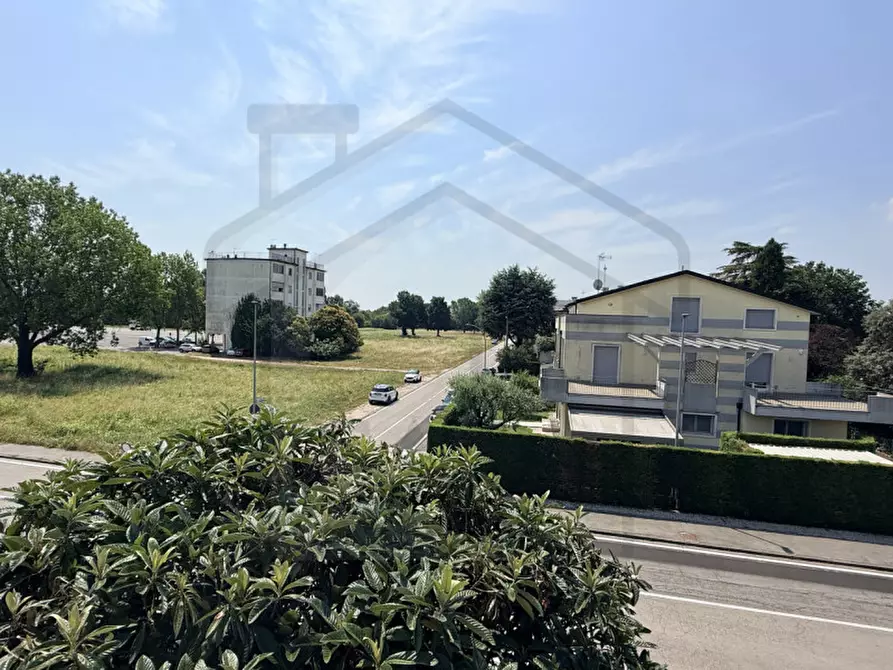 Immagine 34 di Appartamento in vendita  in Via Niccolò Tommaseo a Abano Terme