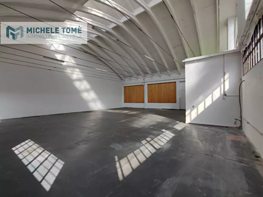 Immagine 5 di Capannone industriale in affitto  in via marconi a Cavaion Veronese