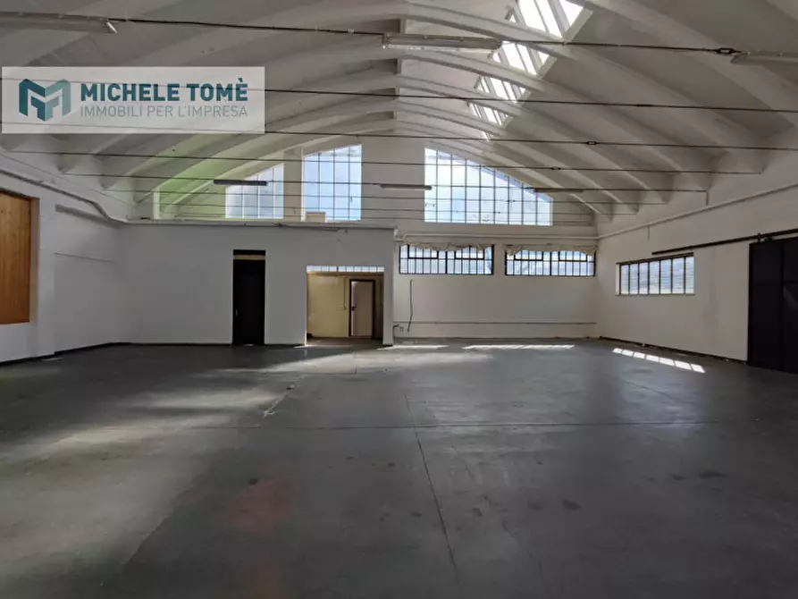 Immagine 8 di Capannone industriale in affitto  in via marconi a Cavaion Veronese