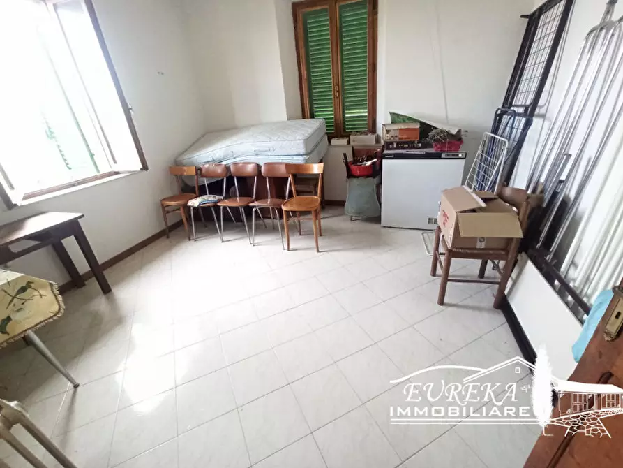 Immagine 10 di Casa indipendente in vendita  in Via Roma a Castiglione Del Lago