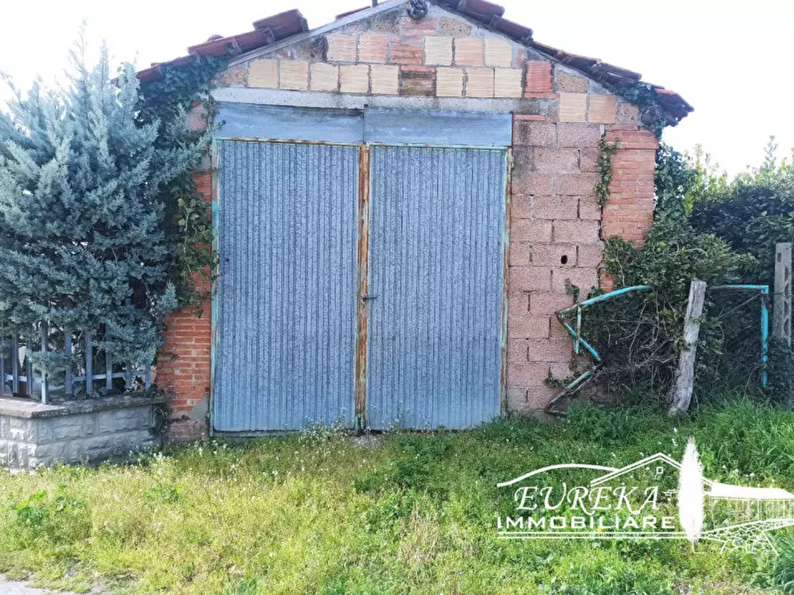 Immagine 15 di Casa indipendente in vendita  in Via Roma a Castiglione Del Lago