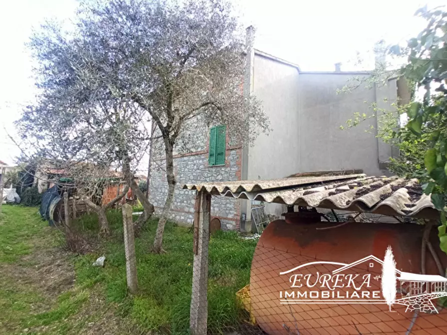 Immagine 22 di Casa indipendente in vendita  in Via Roma a Castiglione Del Lago