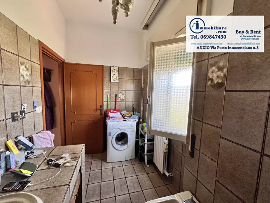 Immagine 5 di Appartamento in vendita  in via Elettra a Anzio