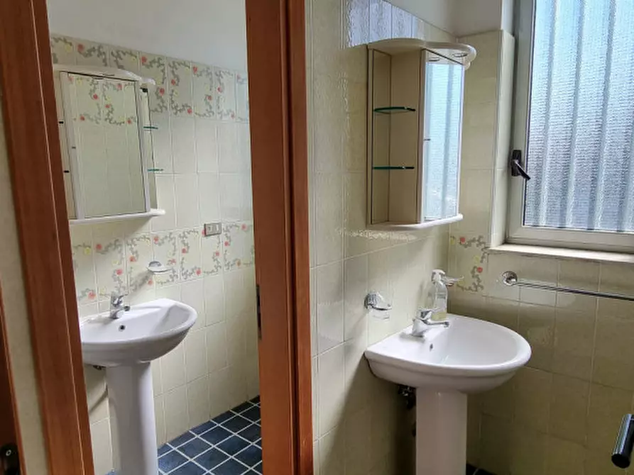 Immagine 11 di Ufficio in affitto  in via j. f. kennedy a Milazzo