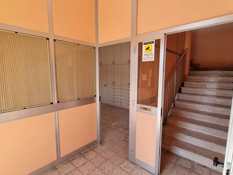 Immagine 13 di Ufficio in affitto  in via j. f. kennedy a Milazzo