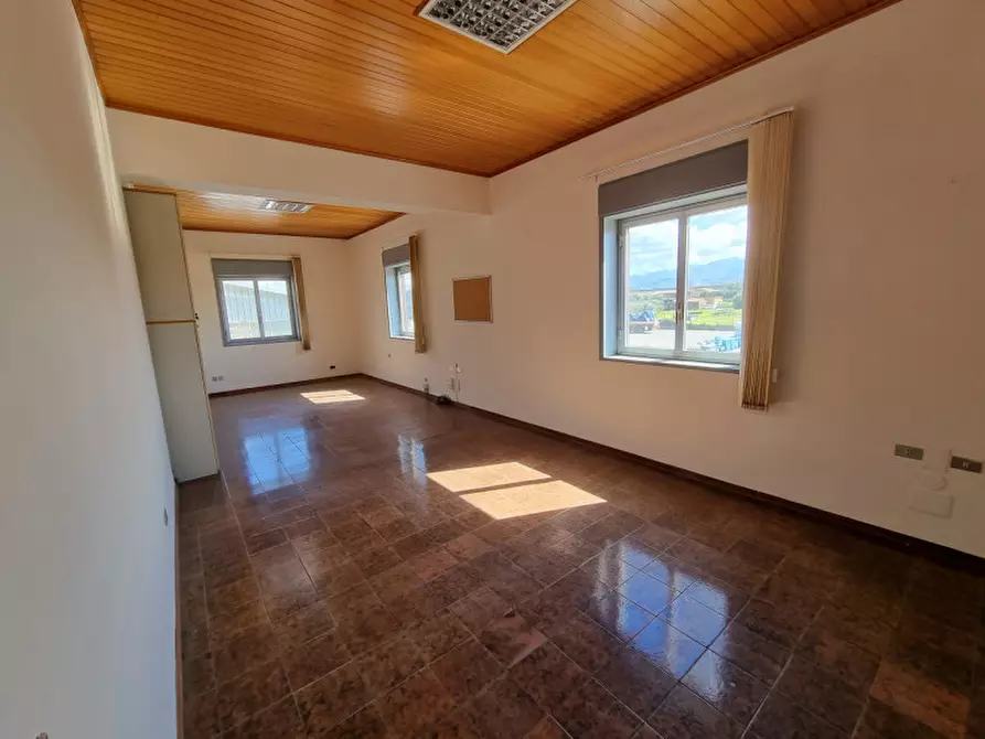 Immagine 14 di Ufficio in affitto  in via j. f. kennedy a Milazzo