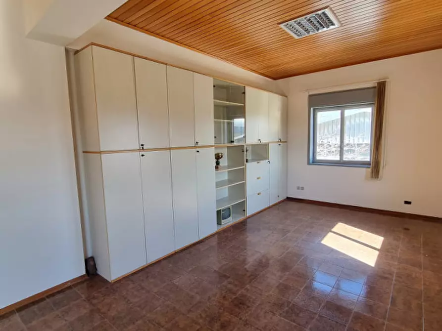 Immagine 15 di Ufficio in affitto  in via j. f. kennedy a Milazzo